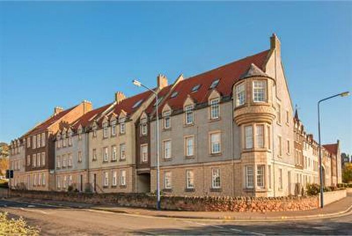 2 Bedroom Flat To Rent In Friarscroft, Dunbar, East Lothian, EH42