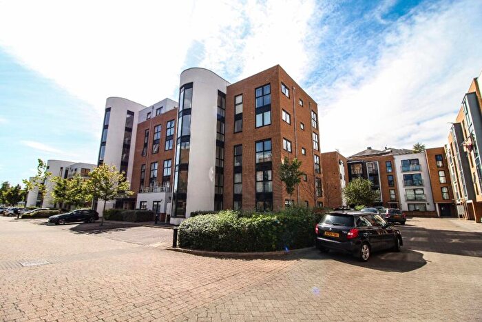 2 Bedroom Apartment To Rent In Pym Court, Cambridge, CB1