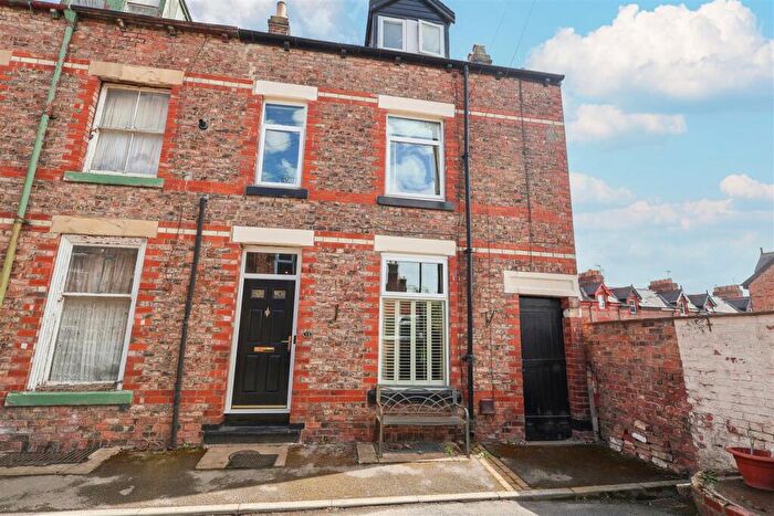 4 Bedroom End Of Terrace House For Sale In Rayner Street, Ripon, HG4