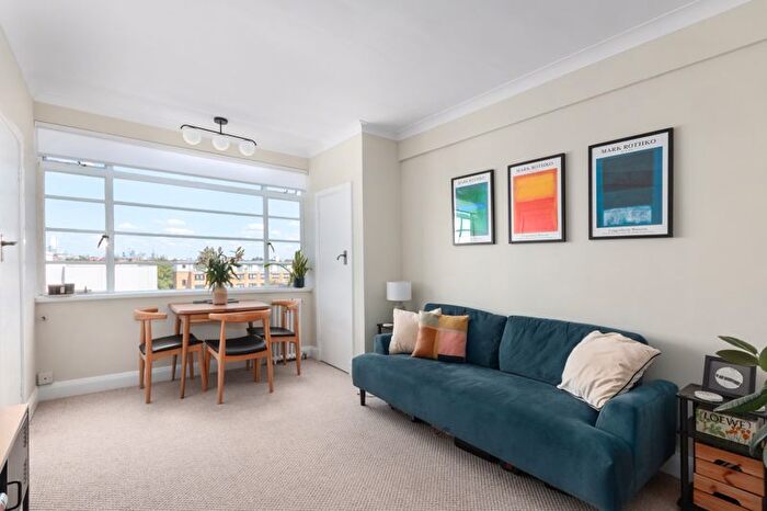 1 Bedroom Flat To Rent In Balham High Road, London, SW17