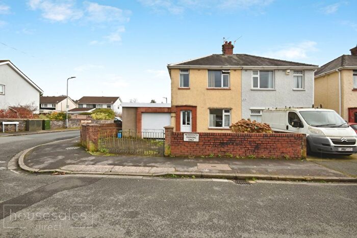 3 Bedroom Semi-Detached House For Sale In Stockton Road, Newport, NP19
