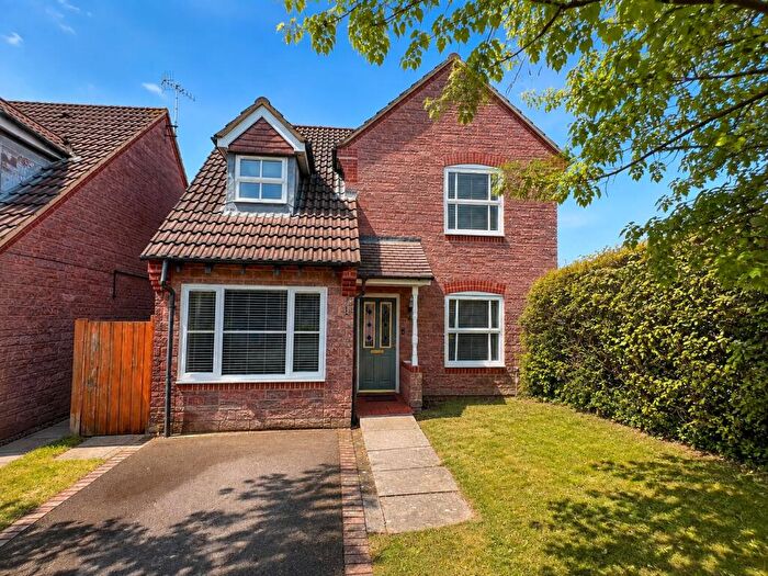 3 Bedroom Detached House For Sale In Longthorn, Backwell, North Somerset, BS48