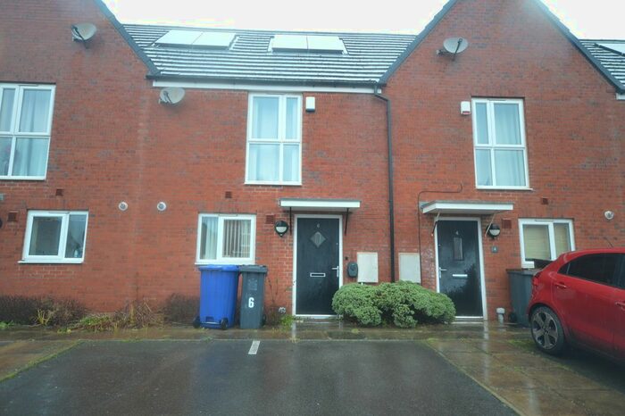 2 Bedroom Town House To Rent In Crusader Road, Newcastle-Under-Lyme, ST5