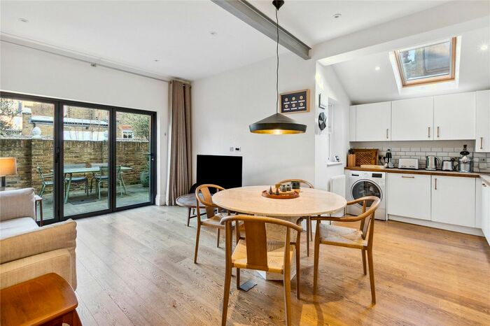 2 Bedroom Property To Rent In Firth Gardens, London, SW6