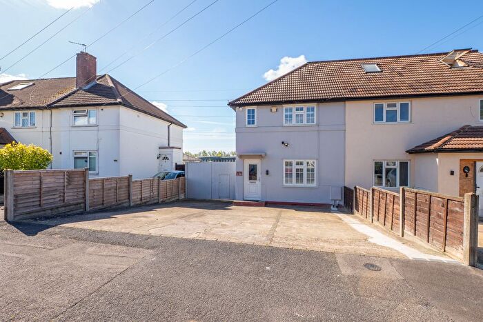 2 Bedroom Semi Detached House For Sale In Ridge Road, Sutton, SM3