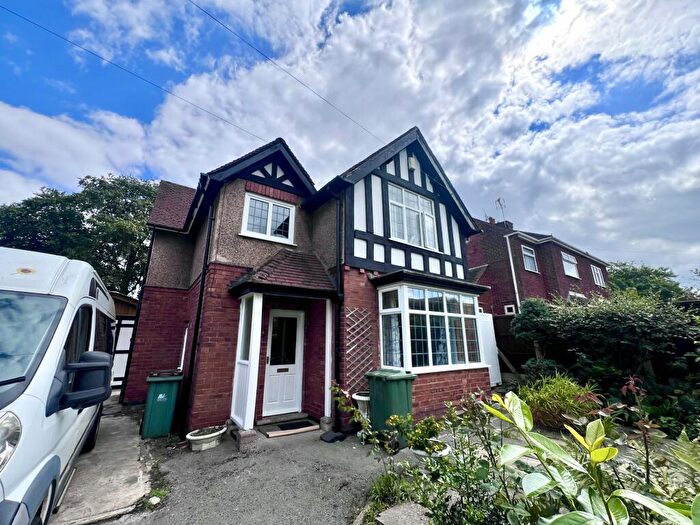 3 Bedroom House To Rent In Rodgers Lane, Alfreton, DE55