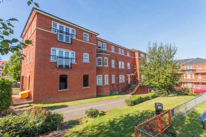 2 Bedroom Flat To Rent In George Roche Road, Canterbury, CT1