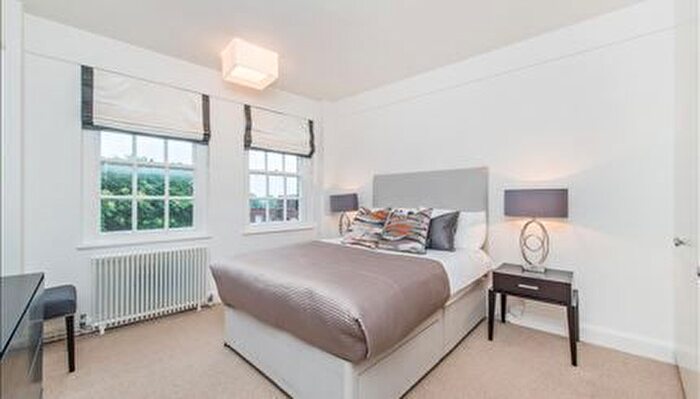 1 Bedroom Flat To Rent In Pelham Court, Fulham Road, Chelsea, SW3