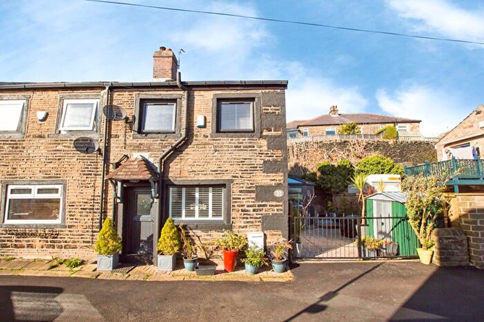 3 Bedroom Semi Detached House For Sale In Cross Hill, Greetland, Halifax, HX4