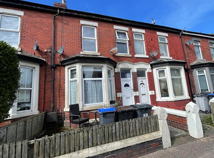 1 Bedroom Flat For Sale In Cambridge Road, Blackpool, FY1