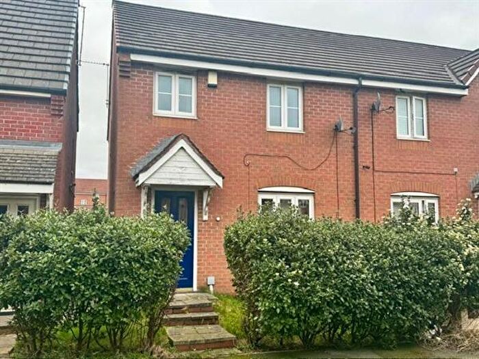 3 Bedroom End Of Terrace House To Rent In Mona Road, Chadderton, OL9