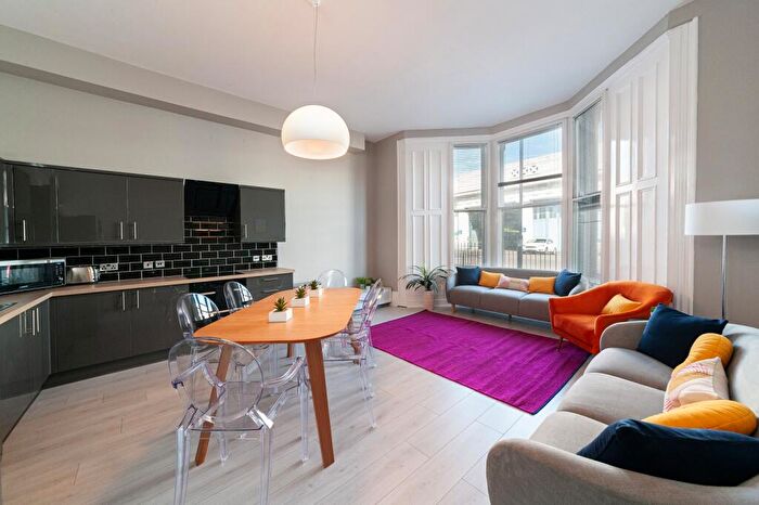 6 Bedroom Apartment To Rent In St. James House, - Portland Terrace, NE2