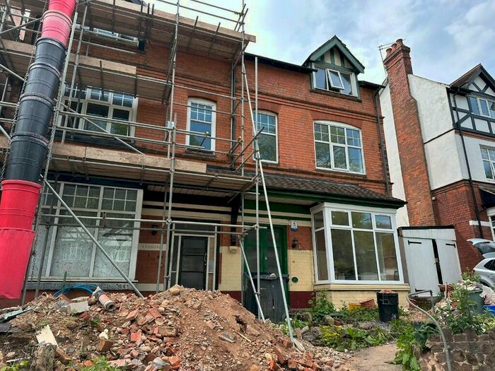 5 Bedroom Semi-Detached House To Rent In Wheelwright Road, Birmingham, B24