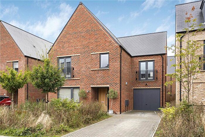 4 Bedroom House For Sale In Collett Drive, Oxford, Oxfordshire, OX2
