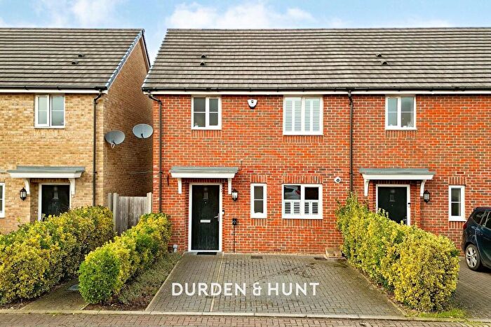 2 Bedroom Semi-Detached House For Sale In Ash Road, Chigwell, IG7