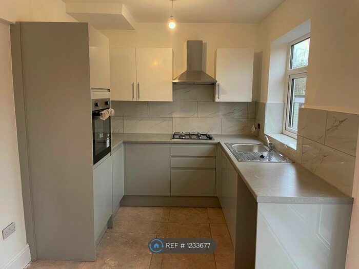 3 Bedroom Semi-Detached House To Rent In Dorothy Road, Hazel Grove, Stockport SK7