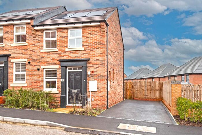 2 Bedroom Semi Detached House For Sale In Elizabeth Rise, Staveley, S43