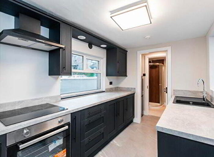 1 Bedroom Apartment / Flats For Sale In Central Avenue, Bangor, BT20