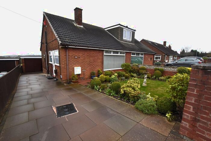 2 Bedroom Semi-Detached House For Sale In Bankfield Grove, Scot Hay, ST5