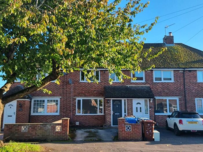 3 Bedroom Terraced House To Rent In Buckingham Crescent, Bicester, OX26