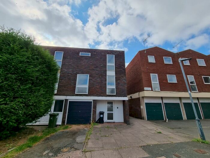 4 Bedroom Terraced House To Rent In Shrubland Street, Leamington Spa, CV31