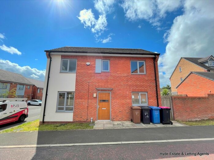 3 Bedroom Detached House To Rent In Greene Way, Salford, M7