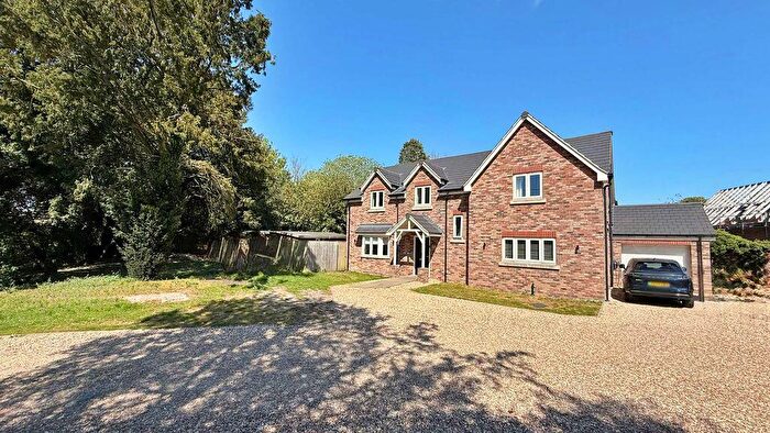 4 Bedroom Detached House For Sale In Secret Garden, Willingham By Stow, DN21