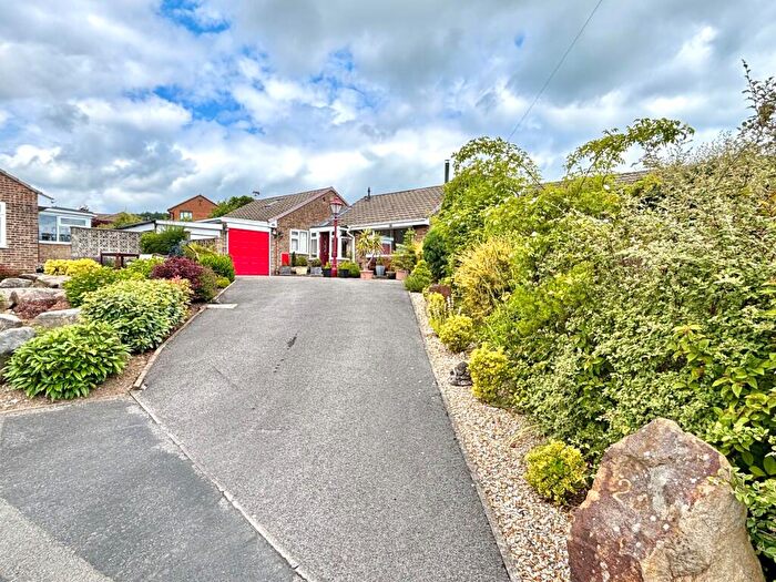 3 Bedroom Detached Bungalow For Sale In Mooredge Drive, Matlock, DE4