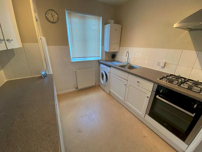 2 Bedroom Flat To Rent In Avenue Road, Bexleyheath, DA7