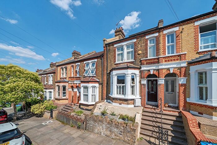 4 Bedroom Terraced House For Sale In Olven Road, Plumstead, SE18