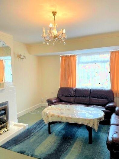 3 Bedroom Semi-Detached House To Rent In West Close, Harrow, Middlesex, HA9
