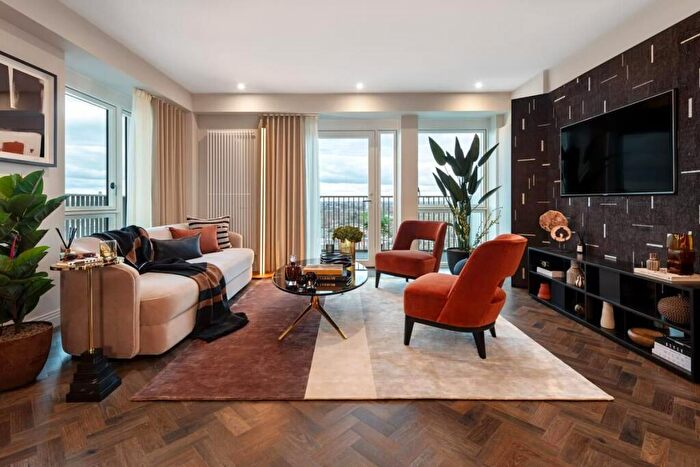 1 Bedroom Apartment For Sale In Apartment, Queens Cross, E16