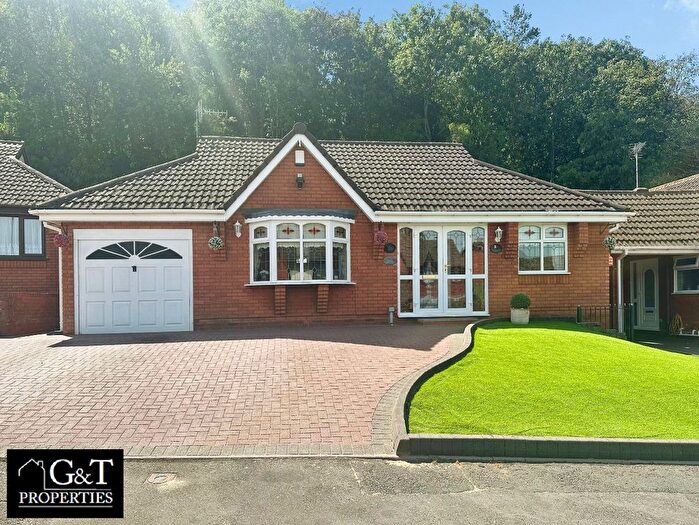 2 Bedroom Bungalow For Sale In Moyle Drive, Halesowen, B63