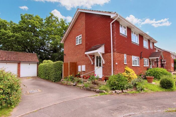 3 Bedroom Terraced House To Rent In Greenwood Drive, Chineham, Basingstoke, RG24