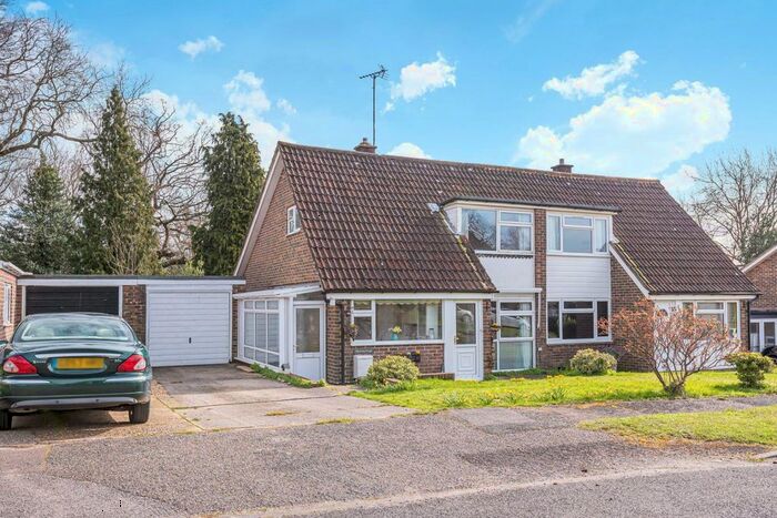 4 Bedroom Semi-Detached Bungalow To Rent In Elmleigh, Midhurst, West Sussex, GU29