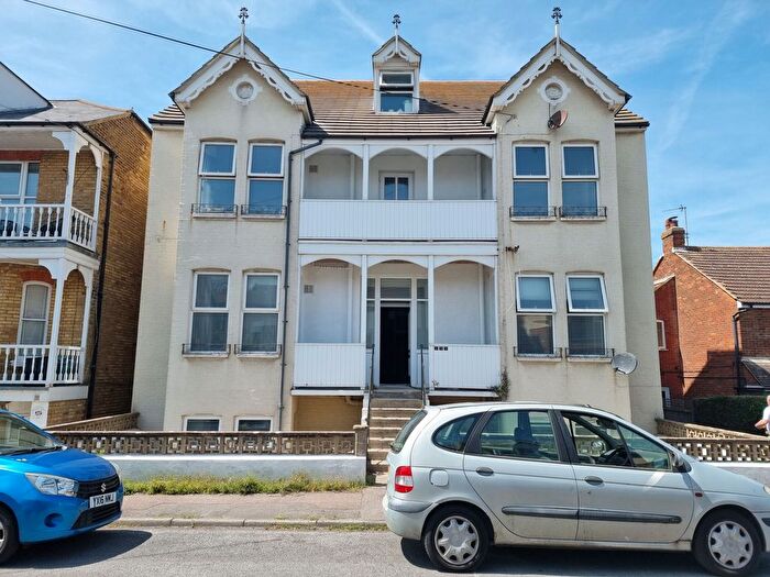 1 Bedroom Flat To Rent In Sandown Road, Deal, CT14