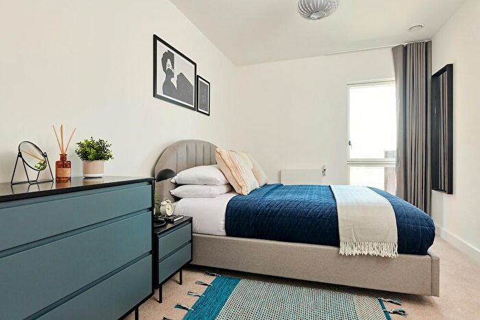 2 Bedroom Apartment To Rent In Apo - Barking Wharf, IG11
