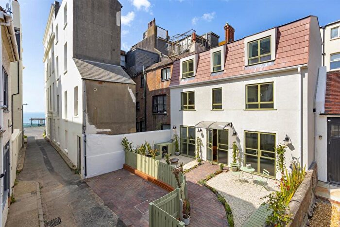3 Bedroom House For Sale In Marine Gardens, Brighton, BN2