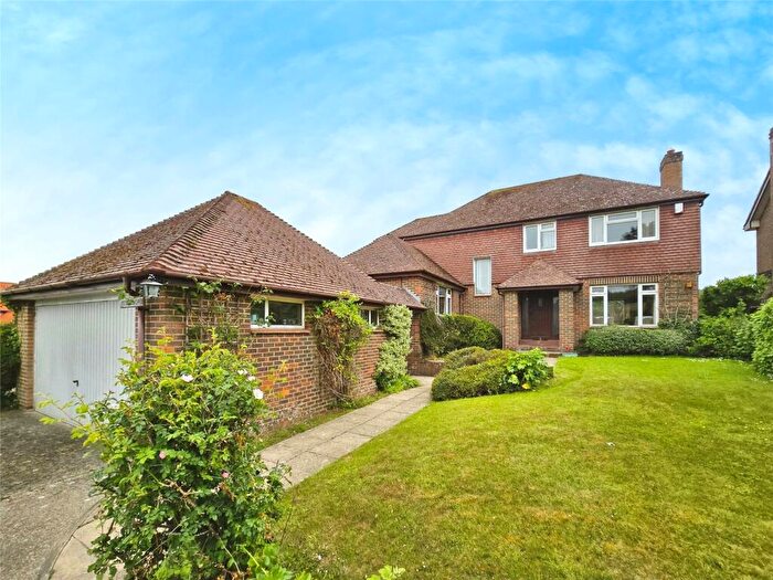 4 Bedroom Detached House For Sale In Summers Lane, Totland Bay, Isle Of Wight, PO39