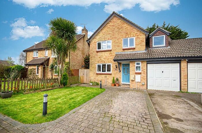 4 Bedroom Detached House For Sale In Brookside Way, West End, Hampshire, SO30
