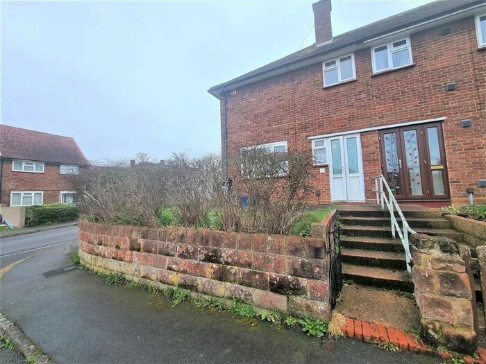 2 Bedroom End Of Terrace House To Rent In Cygnet Avenue, Feltham, TW14