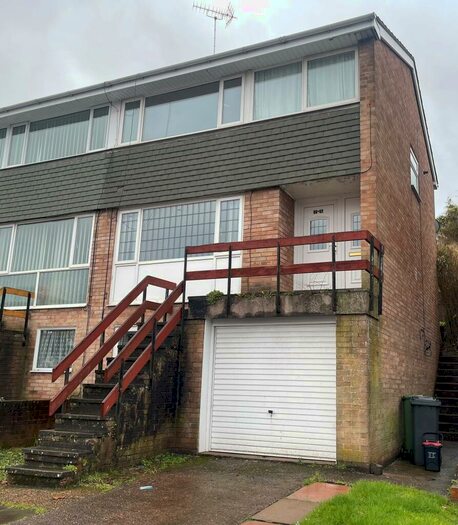 3 Bedroom House To Rent In Woodwater Lane, Exeter, EX2