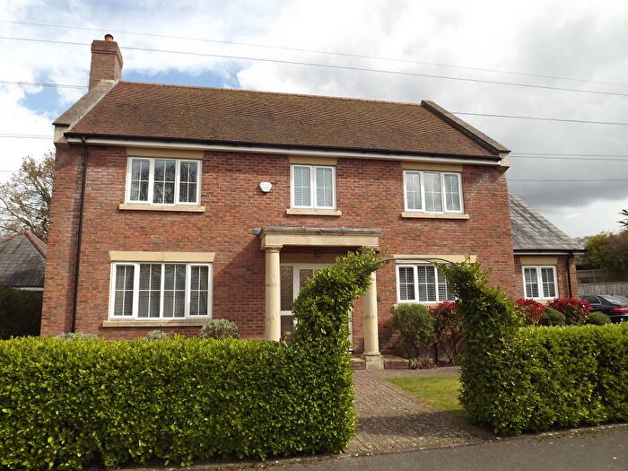 4 Bedroom Property To Rent In The Oaks, Ferndown, BH22