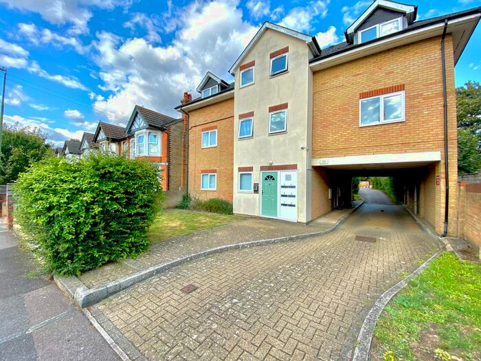 1 Bedroom Flat To Rent In Hastings Road, Maidstone, ME15