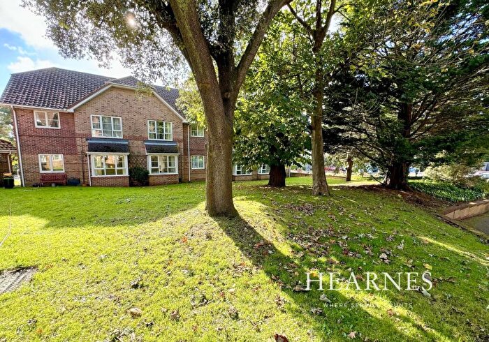 1 Bedroom Apartment For Sale In Park Road, Poole, BH14