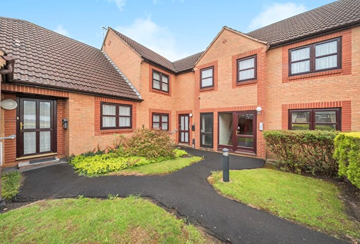 1 Bedroom Flat For Sale In Acacia Mews, Upper Station Road, Bristol, South Gloucestershire, BS16