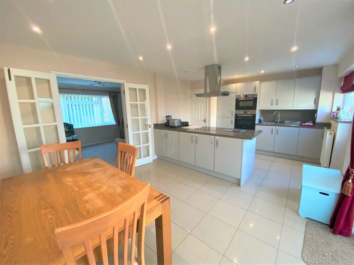 3 Bedroom House To Rent In Abbotsbury Road, Bury St. Edmunds, IP33