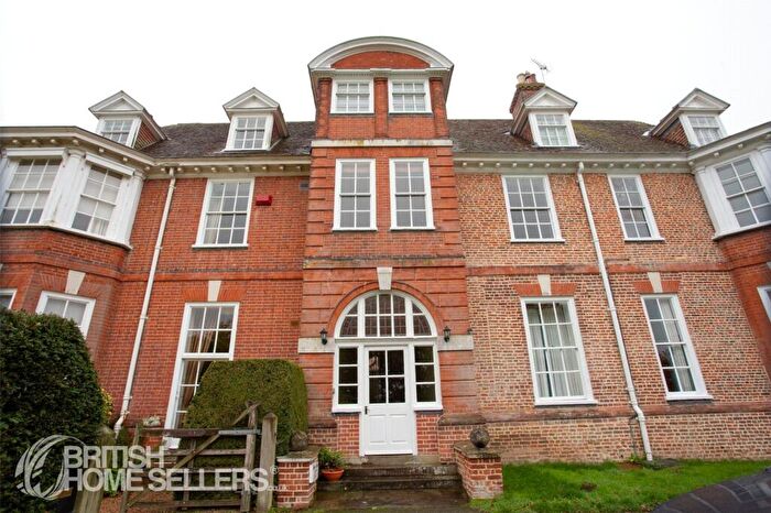 3 Bedroom Apartment For Sale In Mystole, Canterbury, Kent, CT4