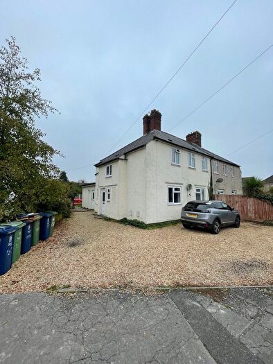 1 Bedroom Flat To Rent In Morris Crescent, Oxford, OX4