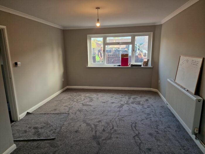 3 Bedroom Semi-Detached House To Rent In Maisemore, Yate, Bristol, BS37